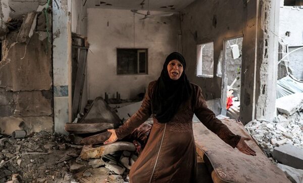 Nella guerra di Israele a Gaza, i corpi delle donne palestinesi sono campi di battaglia