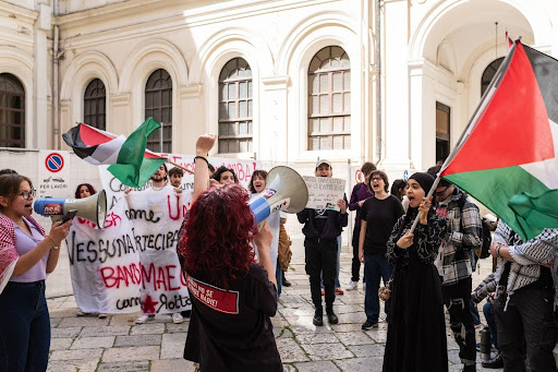 Vittoria per la comunità studentesca di Bari: bloccato il bando MAECI